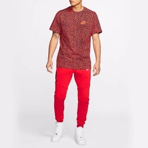 NWT Nike NSW Foamposite All Over Print T-Shirt Lava Size Small